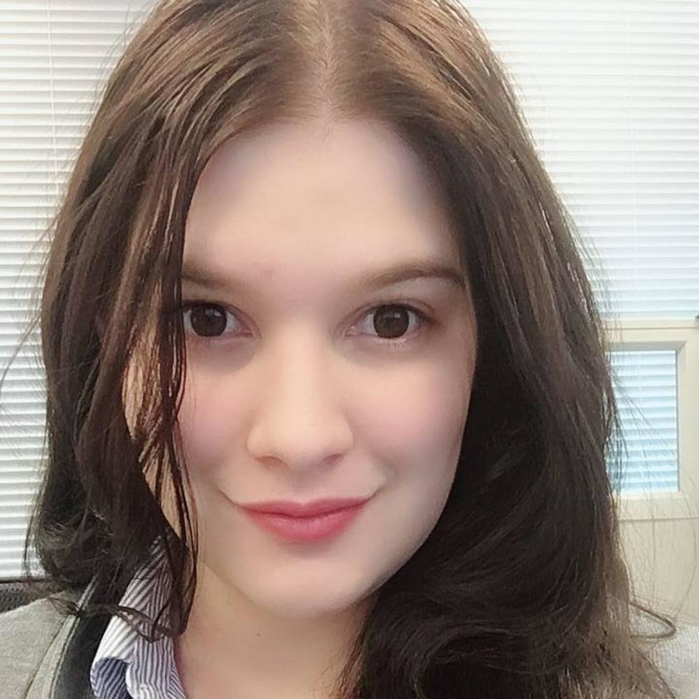 Meet your Posher, Courtney